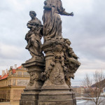 Скульптуры на Карловом мосту