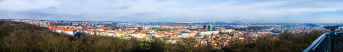 Вид на Прагу с Петршинской башни